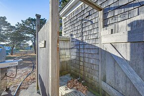 Private Dock: Fisherman's Paradise on Bass River