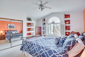 Green Valley Getaway Near Golfing: Pool Access!