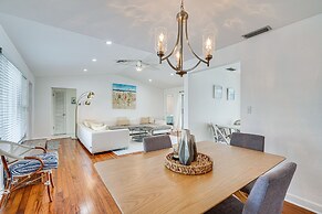 Cozy Cape Coral Home w/ Pool: 1 Block to Canal!