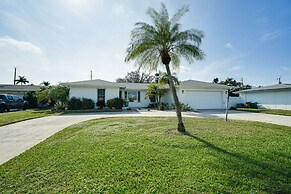 Cozy Cape Coral Home w/ Pool: 1 Block to Canal!