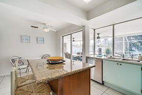 Cozy Cape Coral Home w/ Pool: 1 Block to Canal!