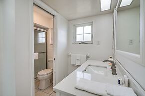 Cozy Cape Coral Home w/ Pool: 1 Block to Canal!