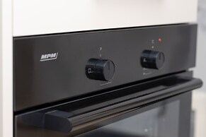 Studio With Bathub in Gdansk by Renters