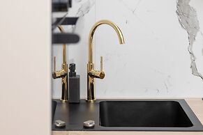 Studio With Bathub in Gdansk by Renters