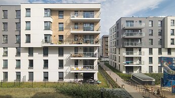 Studio With Bathub in Gdansk by Renters