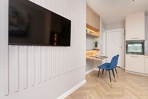 Studio With Bathub in Gdansk by Renters