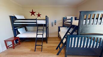 Casa By The C 7 Bedroom Home by RedAwning