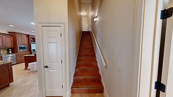 Casa By The C 7 Bedroom Home by RedAwning