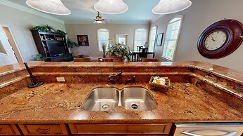 Casa By The C 7 Bedroom Home by RedAwning