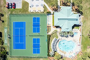 Casa By The C 7 Bedroom Home by RedAwning