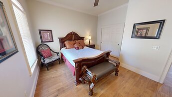 Casa By The C 7 Bedroom Home by RedAwning