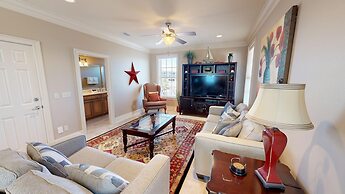 Casa By The C 7 Bedroom Home by RedAwning