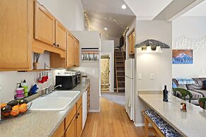 Bingo 1 Bedroom Condo by RedAwning