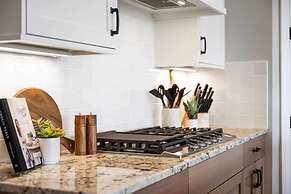 Rock Creek At Desert Color 5 Bedroom Townhouse