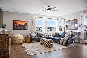 Rock Creek At Desert Color 5 Bedroom Townhouse