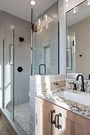 Rock Creek At Desert Color 5 Bedroom Townhouse