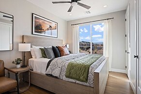 Rock Creek At Desert Color 5 Bedroom Townhouse