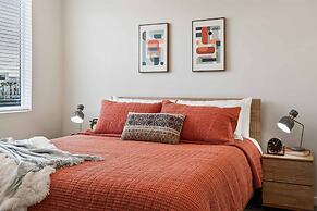 Palm Cove 2 Bedroom Condo