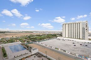 WelHome - Breathtaking View 1BR Apt in Damac Hills 2