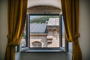 Art Deco Cathedral Apartments by DuHomes