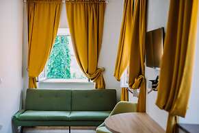 Art Deco Cathedral Apartments by DuHomes