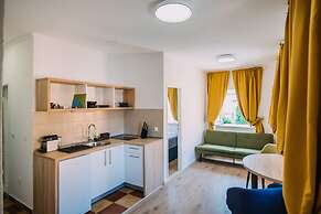 Art Deco Cathedral Apartments by DuHomes