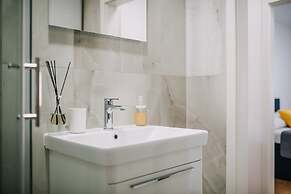 Art Deco Cathedral Apartments by DuHomes