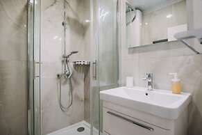 Art Deco Cathedral Apartments by DuHomes