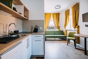 Art Deco Cathedral Apartments by DuHomes