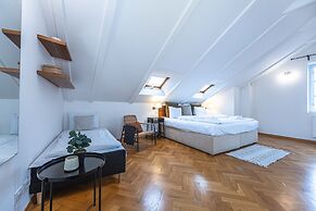 Charles Apartments in Old Town Prague