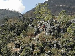 HOTEL LA CABAÑA DEL BOSQUE