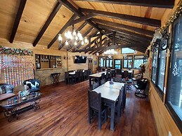 HOTEL LA CABAÑA DEL BOSQUE