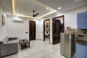 Lime Wood Stay Near Huda City Centre