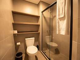 Easy Life Campos Salles by Xtay