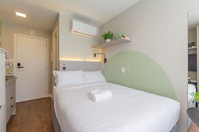 Easy Life Campos Salles by Xtay