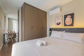 Easy Life Campos Salles by Xtay