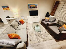 Stunning Apartment Overlooking Pembroke Castle