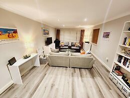 Stunning Apartment Overlooking Pembroke Castle