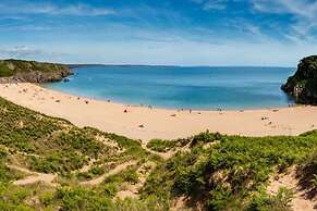Stunning Apartment Overlooking Pembroke Castle