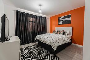 Stylish 2 Bedroom Apartment in Birmingham