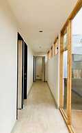Escalera al puerto Guest House
