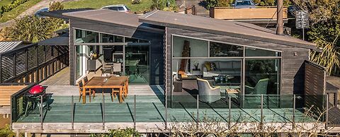 Taonga with panoramic sea views