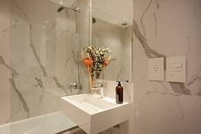 CloudBA Oro Soho Apartments