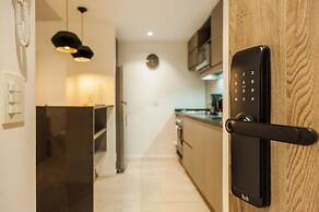 CloudBA Oro Soho Apartments