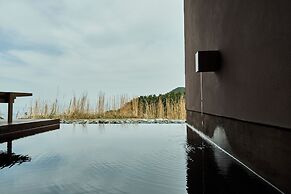 Snow Peak YAKEI SUITE ABURAYAMA FUKUOKA