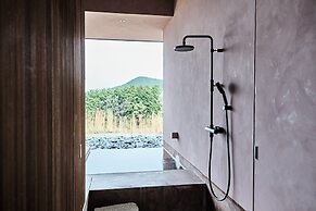 Snow Peak YAKEI SUITE ABURAYAMA FUKUOKA