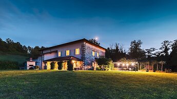 Cascina Moglia 8 1 Emma Villas