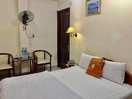 Vuon Tao Dan Hotel Near Ben Thanh Market