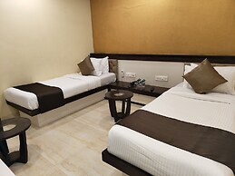 The Majlis Hotel - Near Taj Hotel Colaba