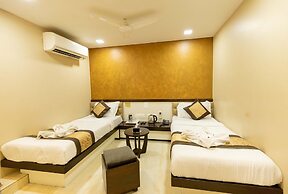 The Majlis Hotel - Near Taj Hotel Colaba